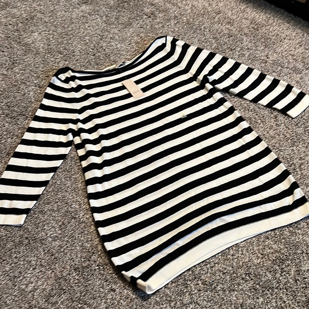 NWT. Petite Large. LOFT lightweight sweater